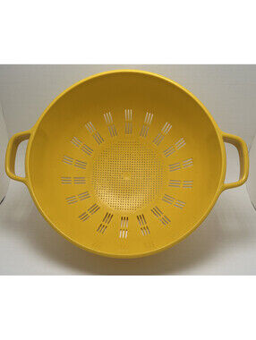 Vintage Dansk MCM Large Red Melamine Colander Strainer Salad Berry Photo Prop